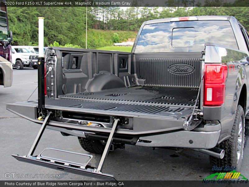 Magnetic / Medium Earth Gray 2020 Ford F150 XLT SuperCrew 4x4