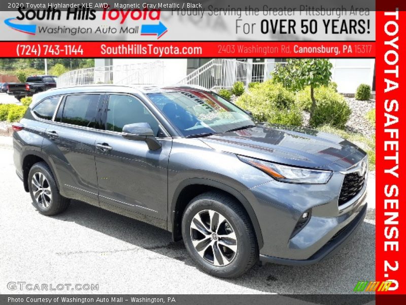Magnetic Gray Metallic / Black 2020 Toyota Highlander XLE AWD