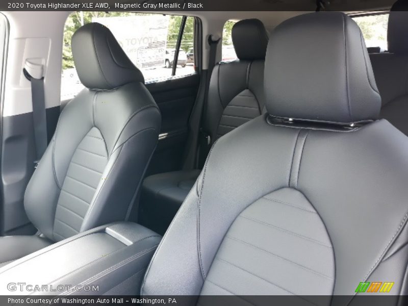 Magnetic Gray Metallic / Black 2020 Toyota Highlander XLE AWD