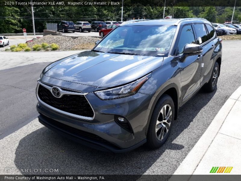 Magnetic Gray Metallic / Black 2020 Toyota Highlander XLE AWD