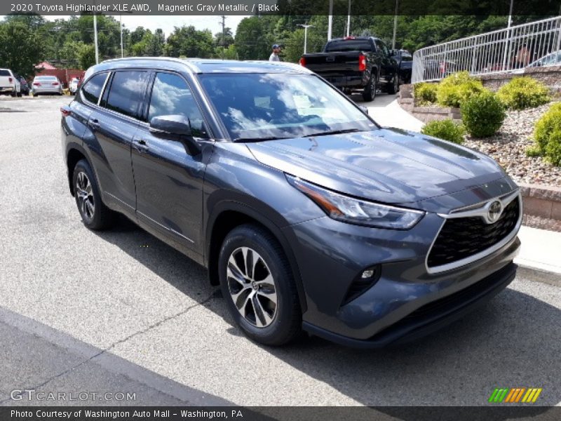 Magnetic Gray Metallic / Black 2020 Toyota Highlander XLE AWD