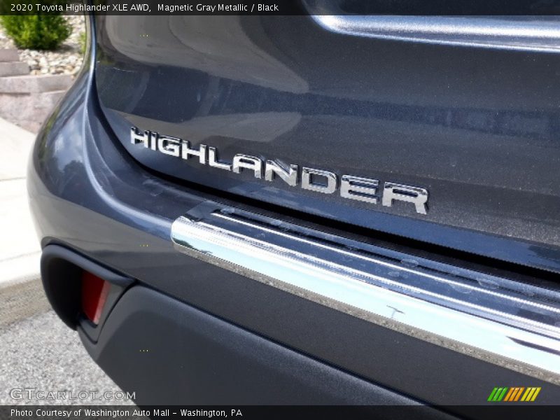 Magnetic Gray Metallic / Black 2020 Toyota Highlander XLE AWD