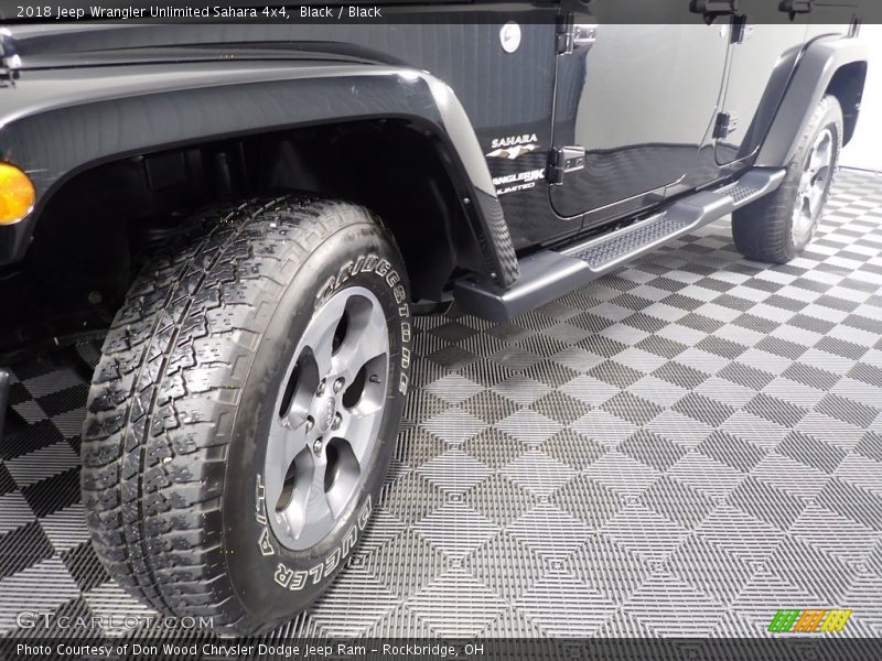 Black / Black 2018 Jeep Wrangler Unlimited Sahara 4x4