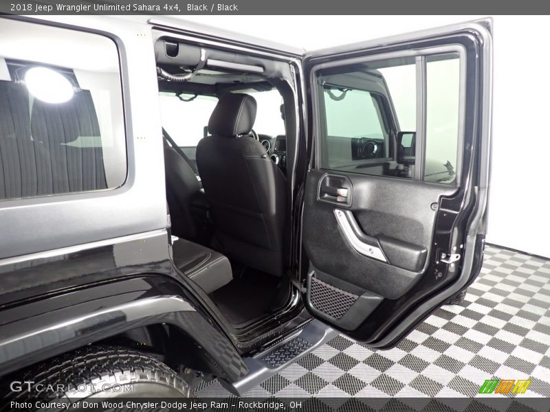 Black / Black 2018 Jeep Wrangler Unlimited Sahara 4x4