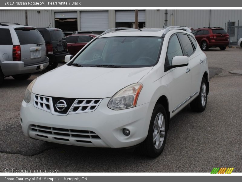 Pearl White / Black 2013 Nissan Rogue SV