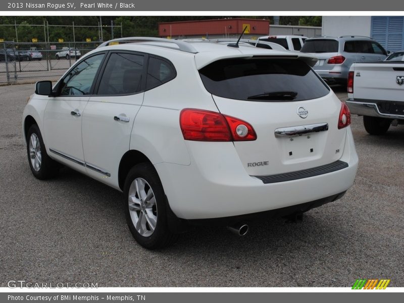 Pearl White / Black 2013 Nissan Rogue SV