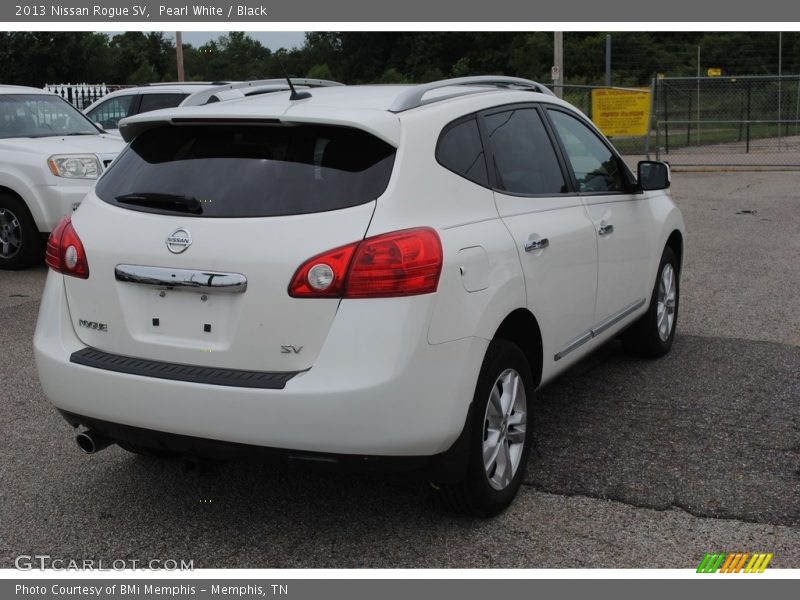Pearl White / Black 2013 Nissan Rogue SV