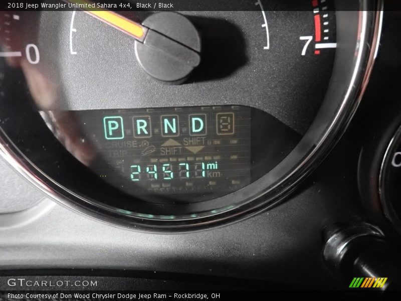 Black / Black 2018 Jeep Wrangler Unlimited Sahara 4x4