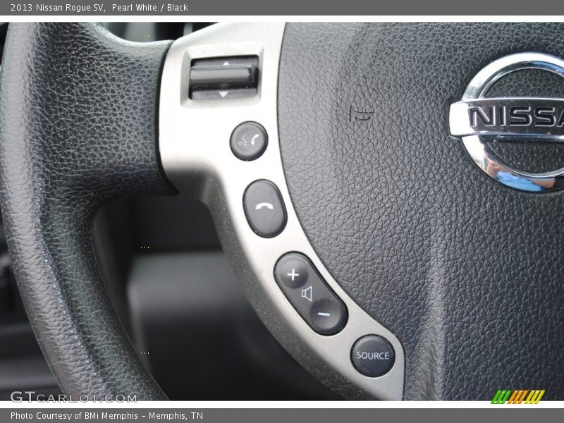 Pearl White / Black 2013 Nissan Rogue SV