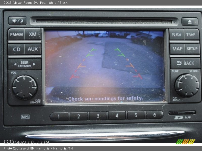 Pearl White / Black 2013 Nissan Rogue SV