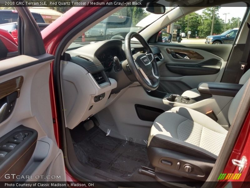 Red Quartz Tintcoat / Medium Ash Gray/­Jet Black 2018 GMC Terrain SLE