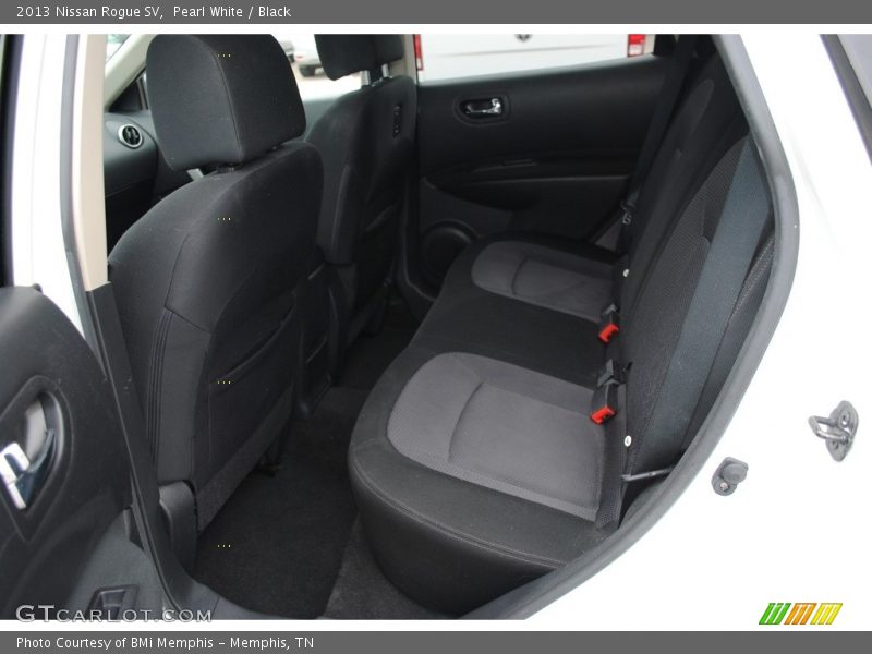 Pearl White / Black 2013 Nissan Rogue SV