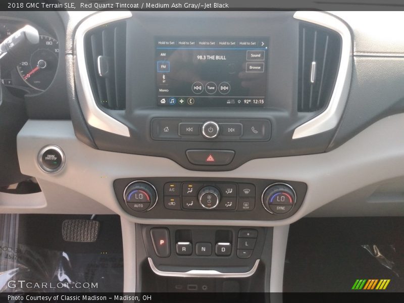 Red Quartz Tintcoat / Medium Ash Gray/­Jet Black 2018 GMC Terrain SLE