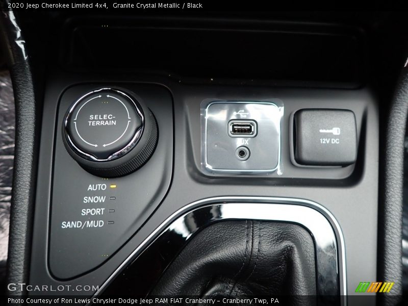 Granite Crystal Metallic / Black 2020 Jeep Cherokee Limited 4x4