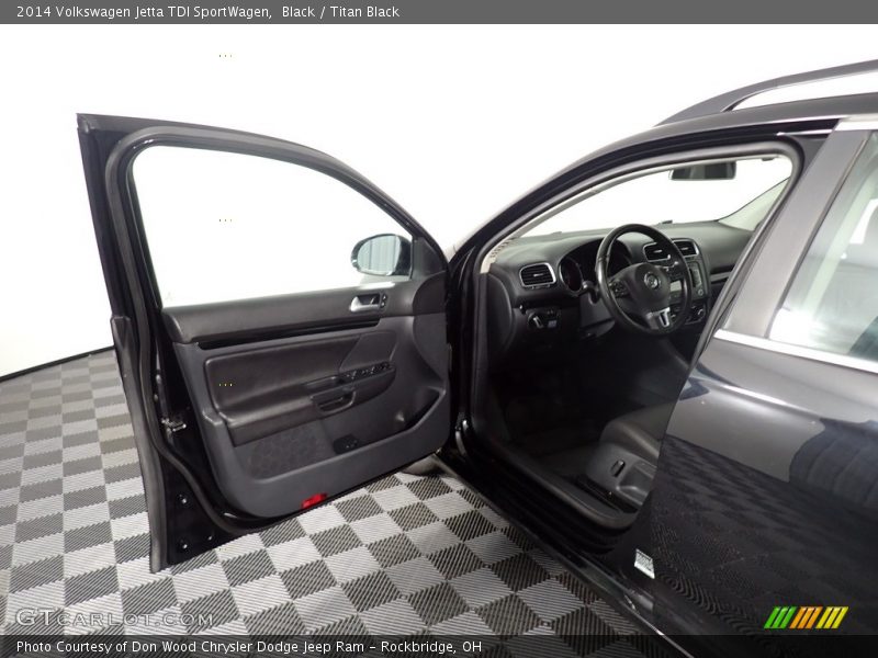 Black / Titan Black 2014 Volkswagen Jetta TDI SportWagen
