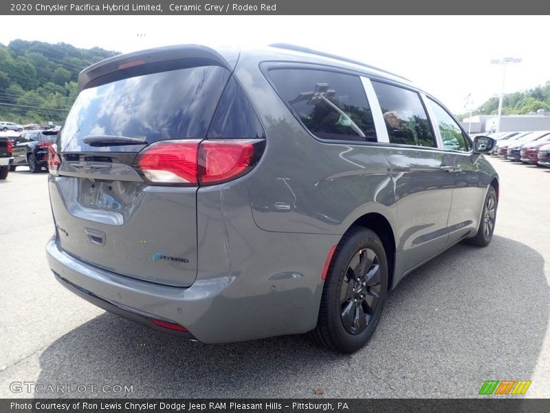 Ceramic Grey / Rodeo Red 2020 Chrysler Pacifica Hybrid Limited