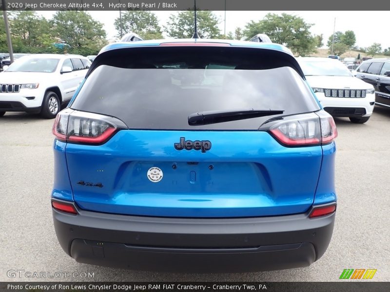 Hydro Blue Pearl / Black 2020 Jeep Cherokee Altitude 4x4