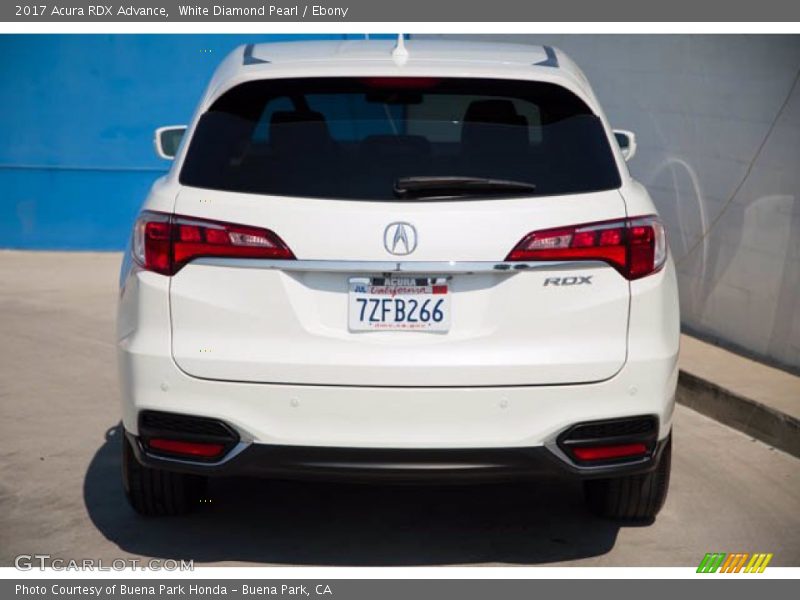 White Diamond Pearl / Ebony 2017 Acura RDX Advance