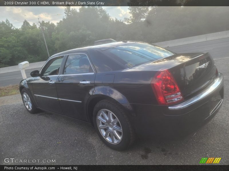 Brilliant Black / Dark Slate Gray 2009 Chrysler 300 C HEMI