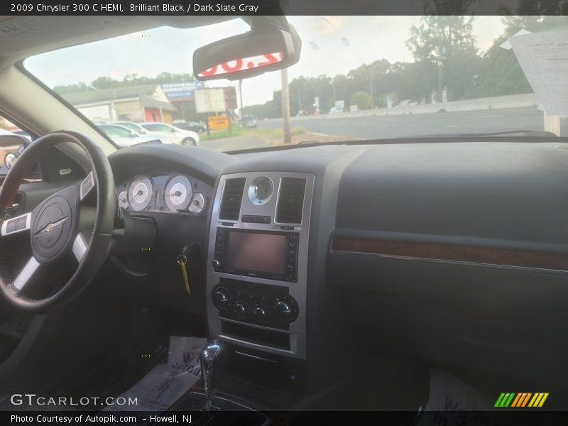 Brilliant Black / Dark Slate Gray 2009 Chrysler 300 C HEMI