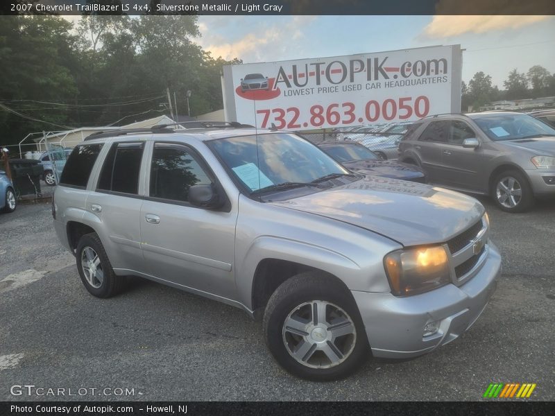 Silverstone Metallic / Light Gray 2007 Chevrolet TrailBlazer LS 4x4