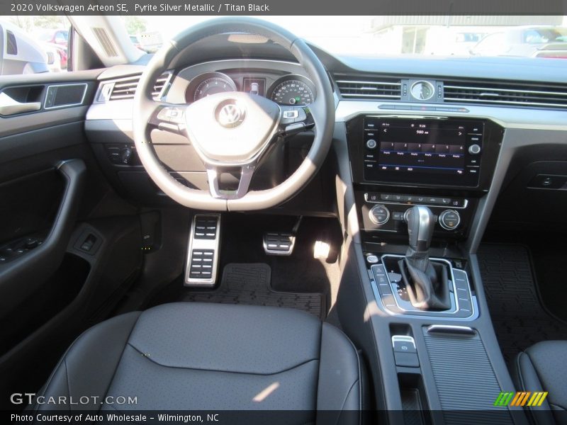 Pyrite Silver Metallic / Titan Black 2020 Volkswagen Arteon SE