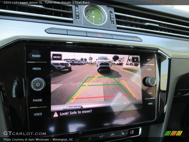 Pyrite Silver Metallic / Titan Black 2020 Volkswagen Arteon SE