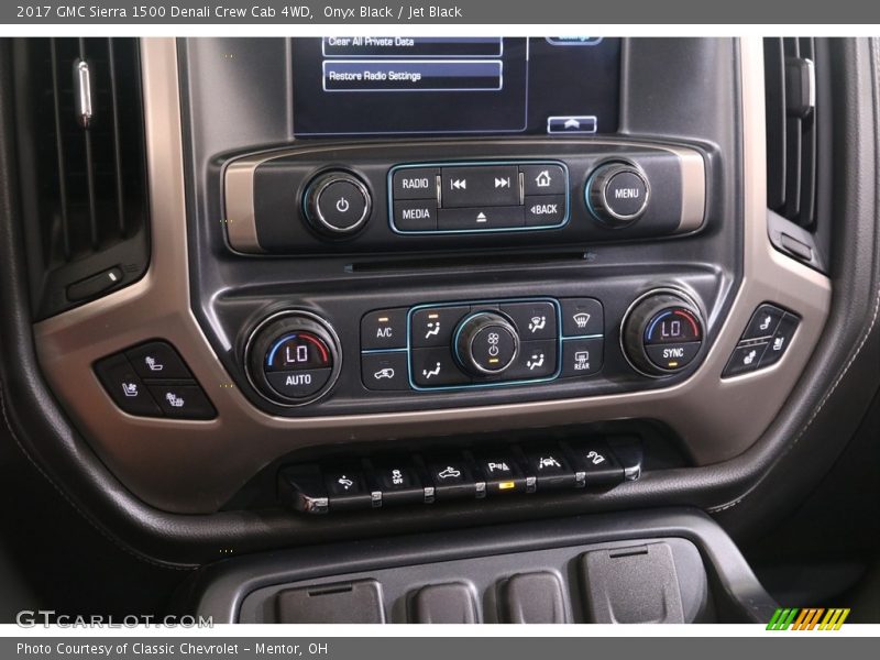 Onyx Black / Jet Black 2017 GMC Sierra 1500 Denali Crew Cab 4WD