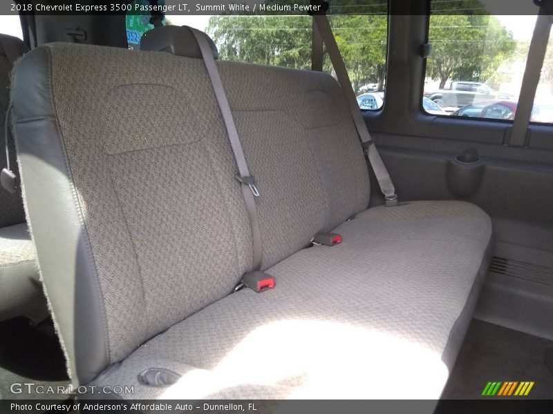 Summit White / Medium Pewter 2018 Chevrolet Express 3500 Passenger LT