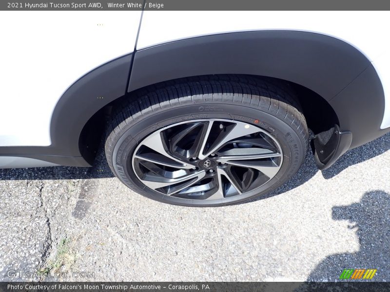 Winter White / Beige 2021 Hyundai Tucson Sport AWD