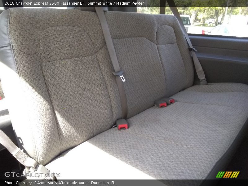 Summit White / Medium Pewter 2018 Chevrolet Express 3500 Passenger LT