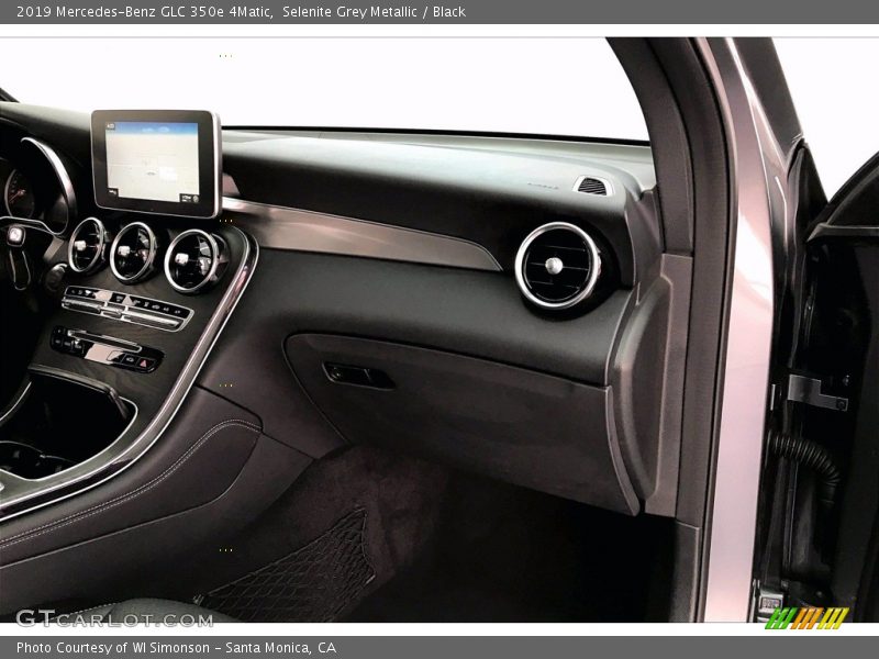 Selenite Grey Metallic / Black 2019 Mercedes-Benz GLC 350e 4Matic