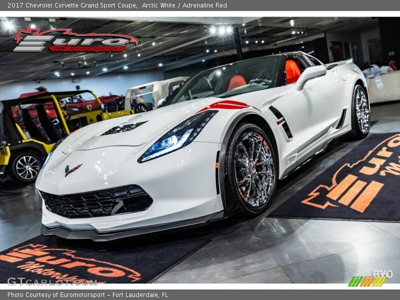 Arctic White / Adrenaline Red 2017 Chevrolet Corvette Grand Sport Coupe