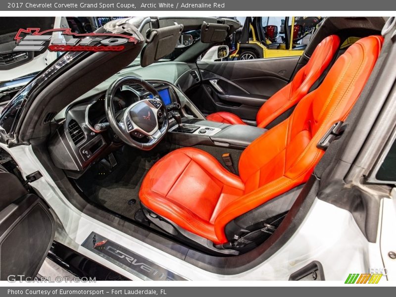Arctic White / Adrenaline Red 2017 Chevrolet Corvette Grand Sport Coupe