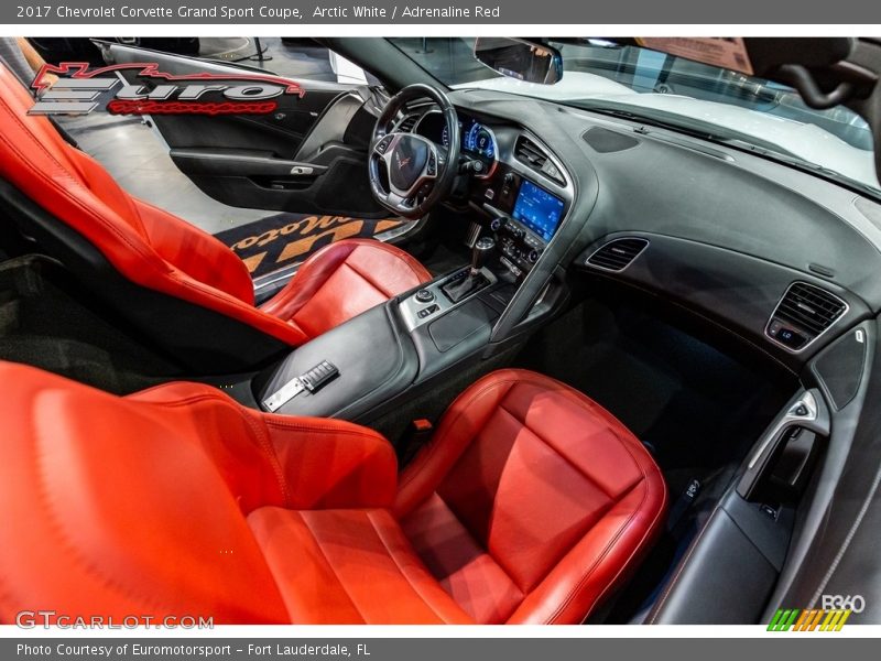 Arctic White / Adrenaline Red 2017 Chevrolet Corvette Grand Sport Coupe
