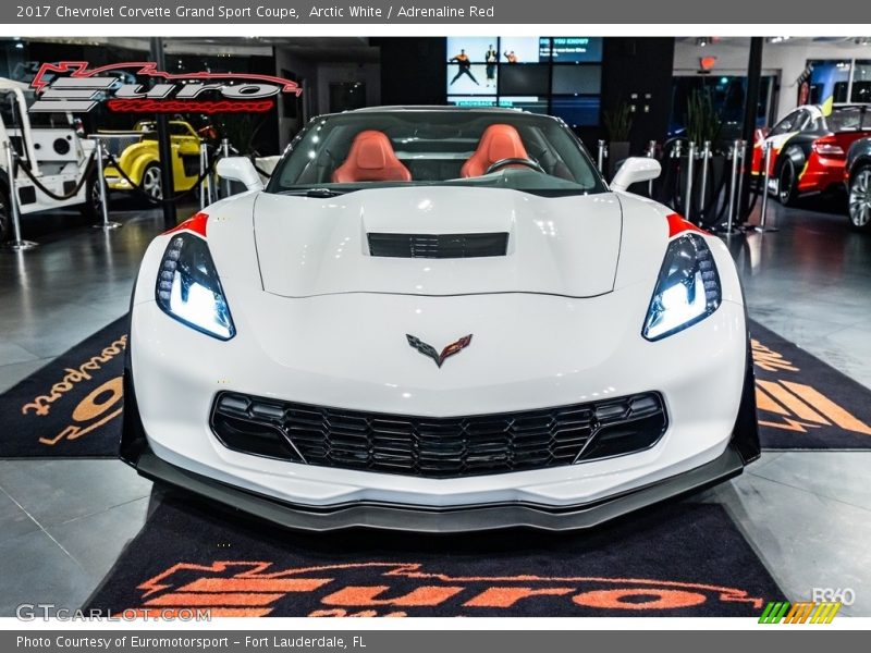 Arctic White / Adrenaline Red 2017 Chevrolet Corvette Grand Sport Coupe