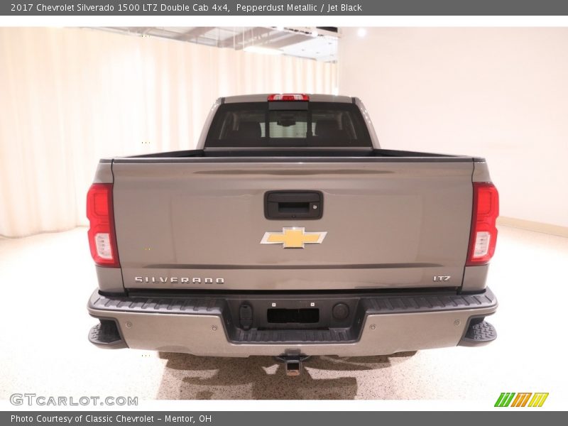 Pepperdust Metallic / Jet Black 2017 Chevrolet Silverado 1500 LTZ Double Cab 4x4
