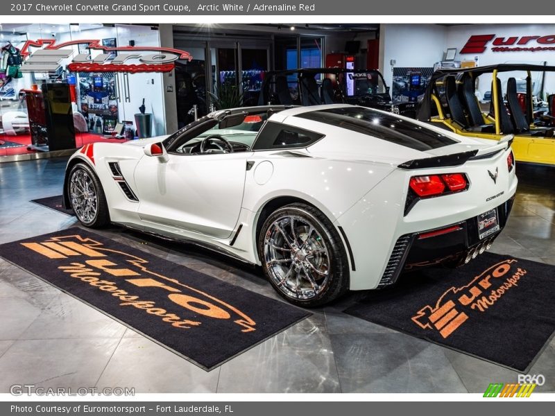 Arctic White / Adrenaline Red 2017 Chevrolet Corvette Grand Sport Coupe