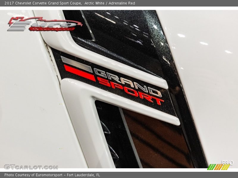 Arctic White / Adrenaline Red 2017 Chevrolet Corvette Grand Sport Coupe