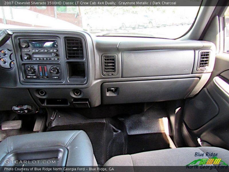 Graystone Metallic / Dark Charcoal 2007 Chevrolet Silverado 3500HD Classic LT Crew Cab 4x4 Dually