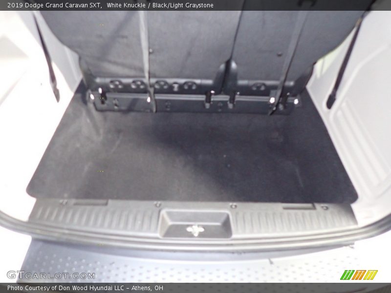 White Knuckle / Black/Light Graystone 2019 Dodge Grand Caravan SXT