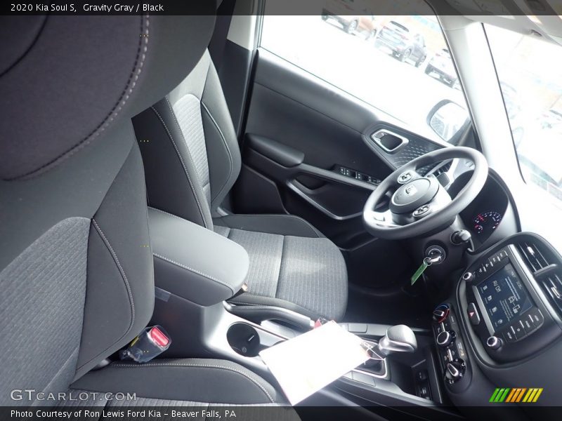 Gravity Gray / Black 2020 Kia Soul S