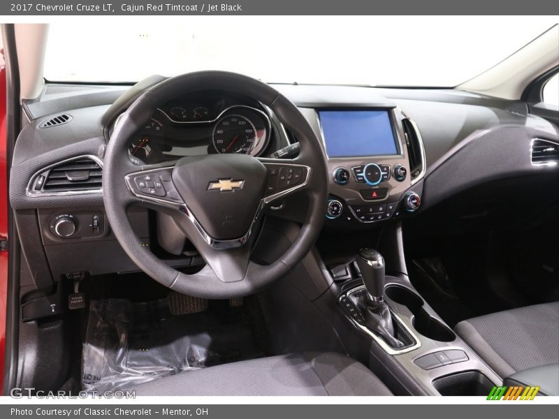 Cajun Red Tintcoat / Jet Black 2017 Chevrolet Cruze LT