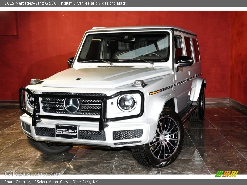 Iridium Silver Metallic / designo Black 2019 Mercedes-Benz G 550
