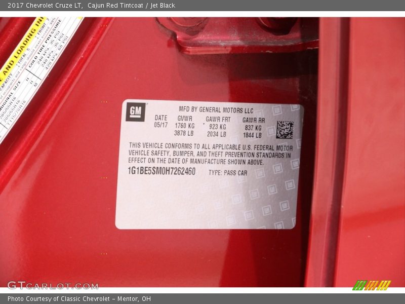 Cajun Red Tintcoat / Jet Black 2017 Chevrolet Cruze LT