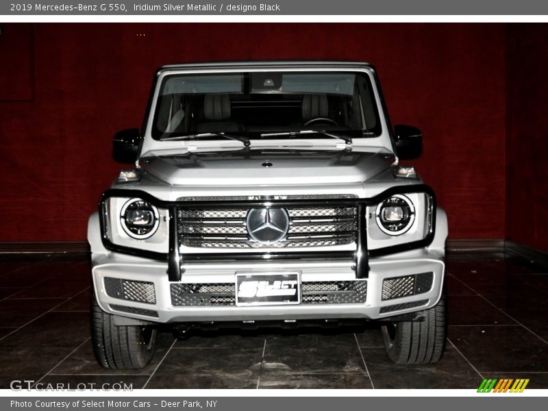 Iridium Silver Metallic / designo Black 2019 Mercedes-Benz G 550