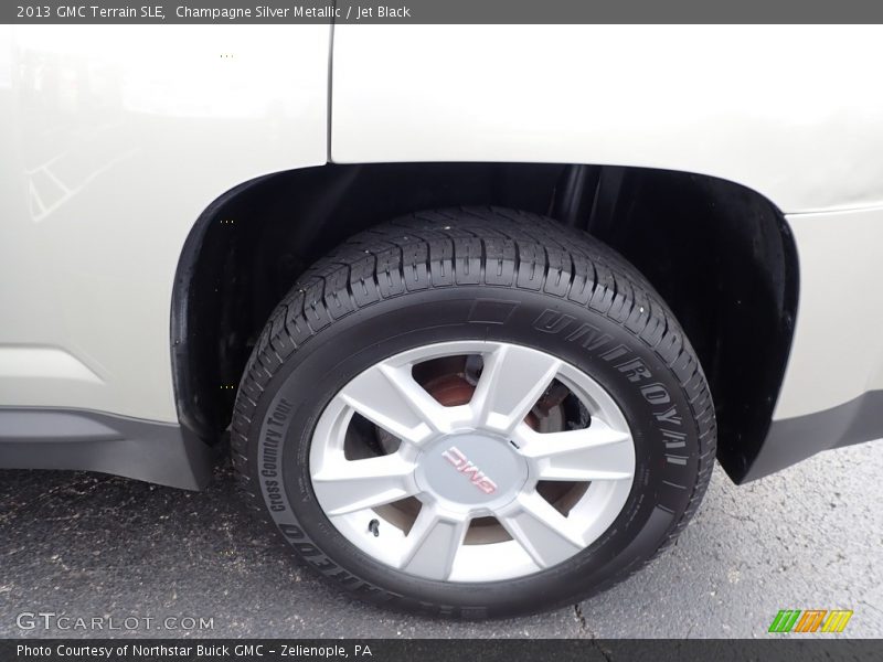 Champagne Silver Metallic / Jet Black 2013 GMC Terrain SLE