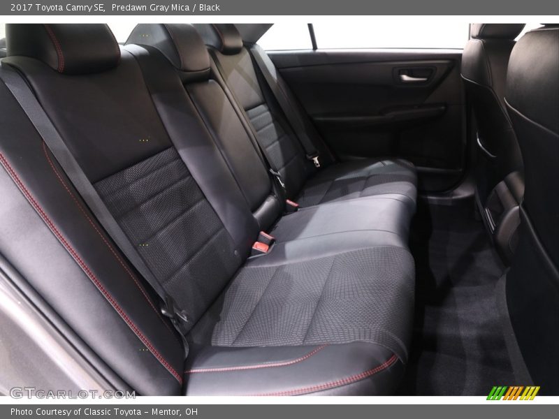 Predawn Gray Mica / Black 2017 Toyota Camry SE