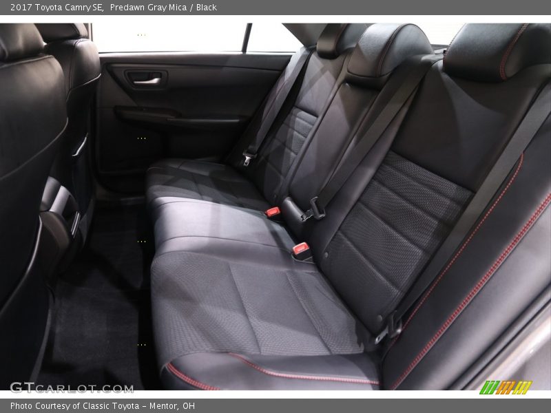 Predawn Gray Mica / Black 2017 Toyota Camry SE