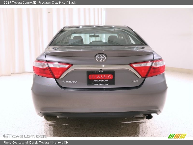 Predawn Gray Mica / Black 2017 Toyota Camry SE